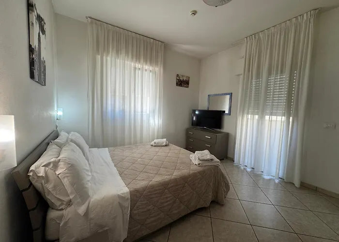 Vapore Gatteo a Mare