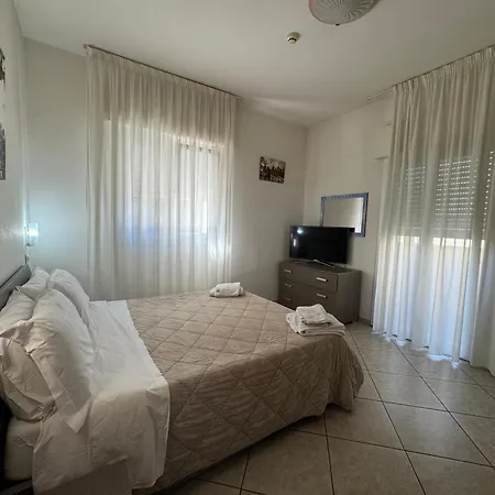 Vapore Gatteo a Mare